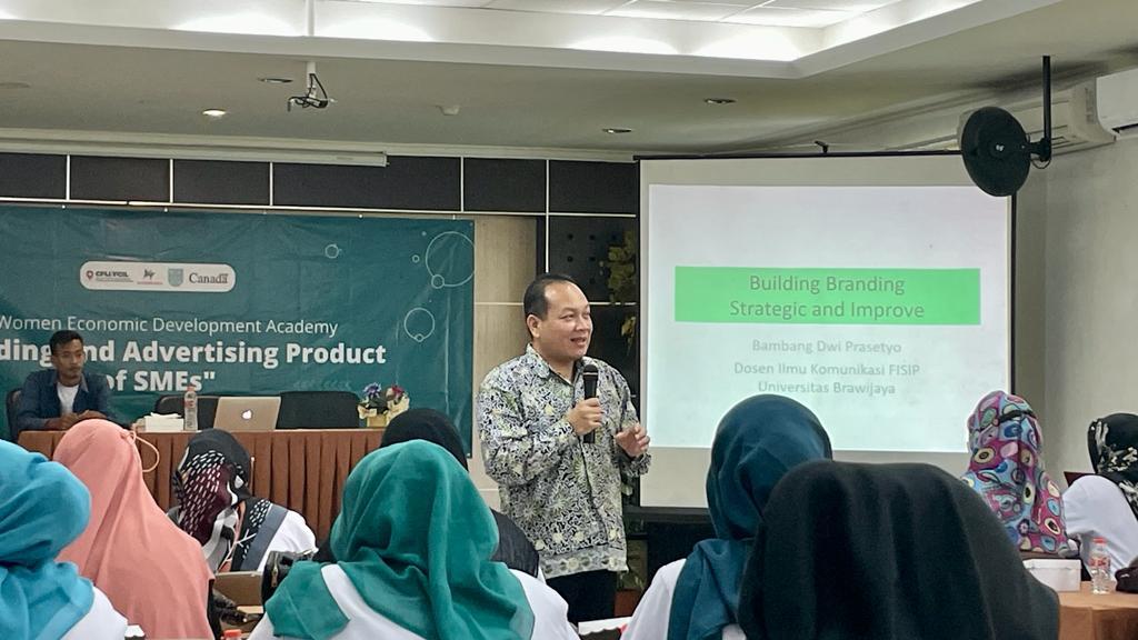 SESSION KEEMPAT, PROGRAM WOMEN ECONOMIC DEVELOPMENT ACADEMY KUPAS BRANDING PRODUK UMKM