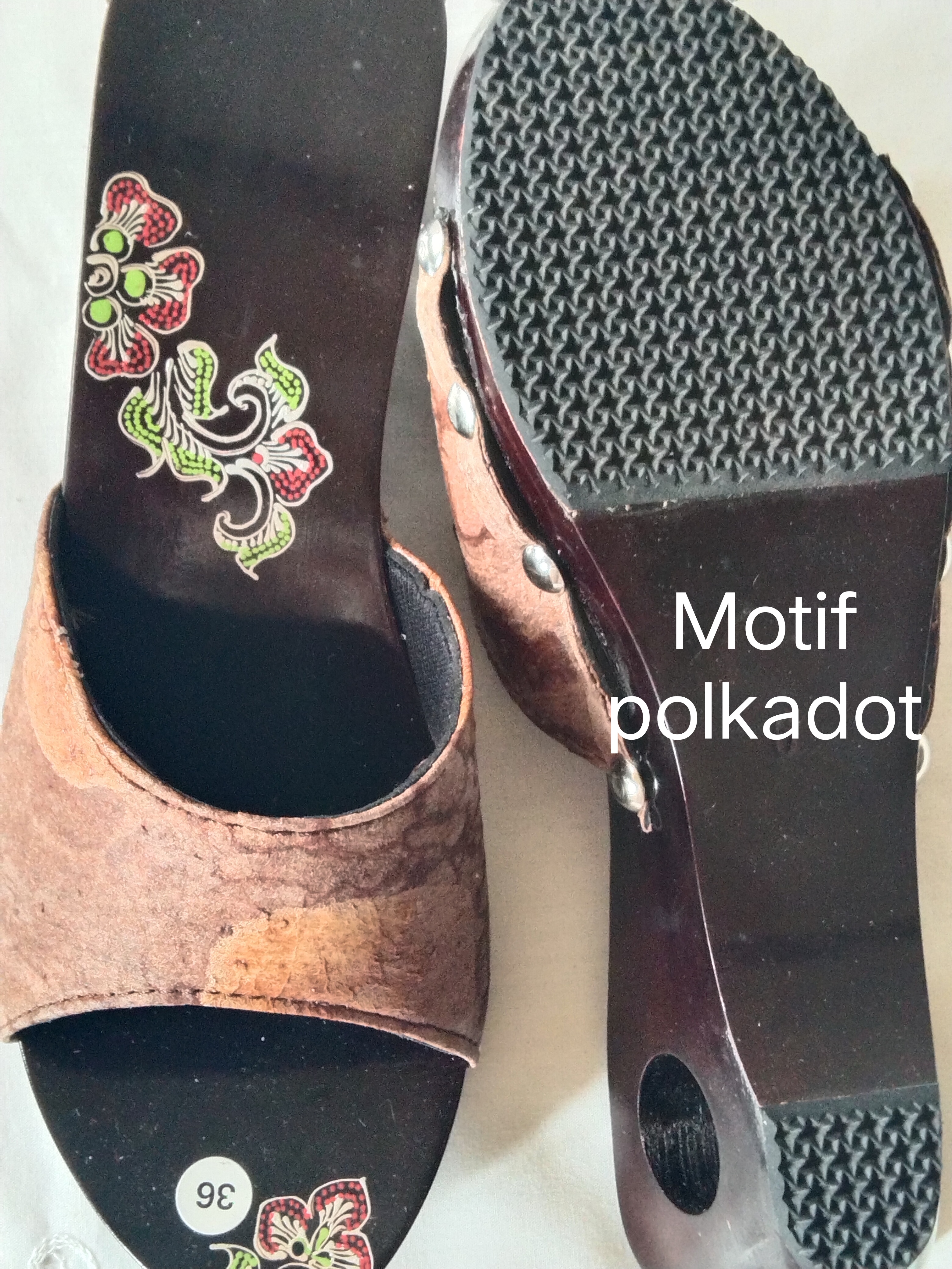 Sandal Trepes Daur Ulang 